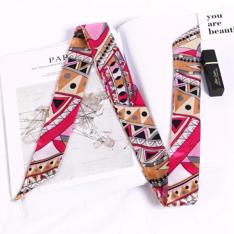 Foulard long et fleuri Flavie