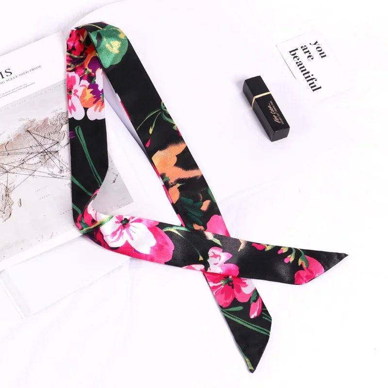Foulard long et fleuri Flavie