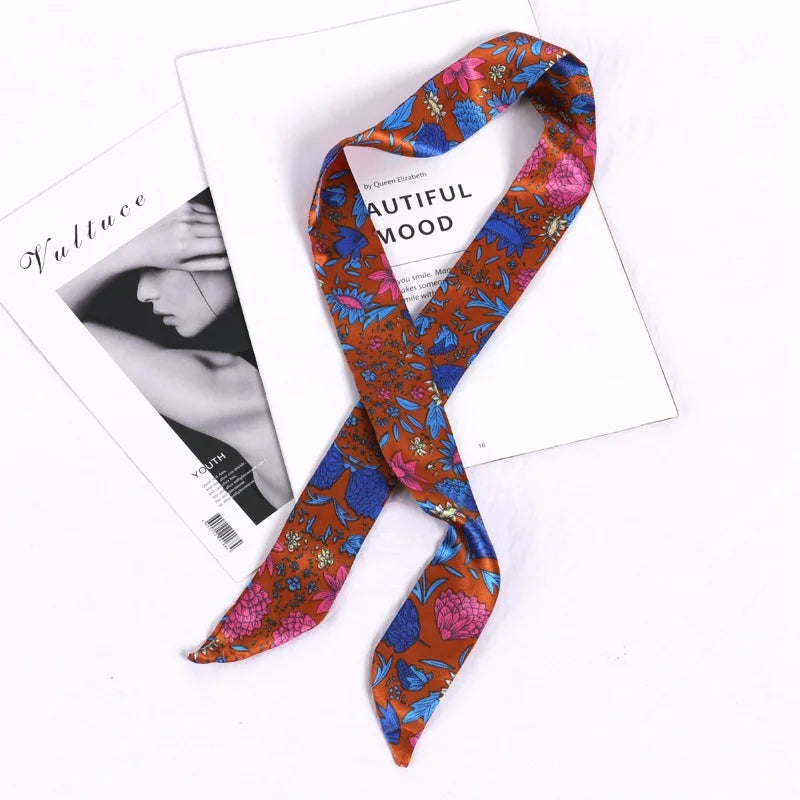 Foulard long et fleuri Flavie