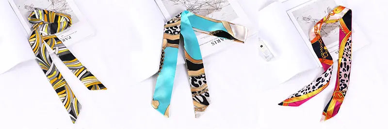 Foulard long et fleuri Flavie