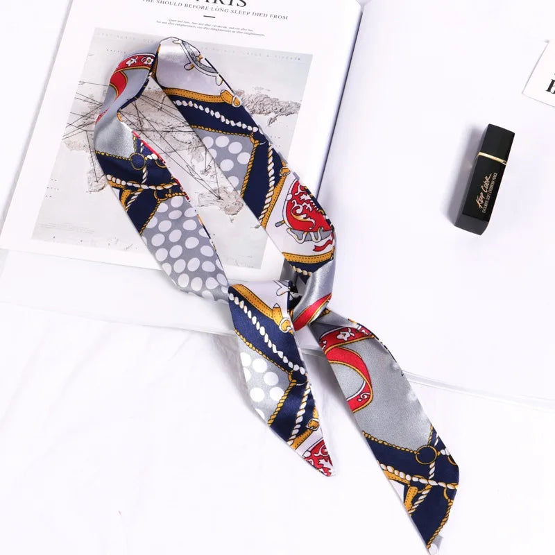 Foulard long et fleuri Flavie