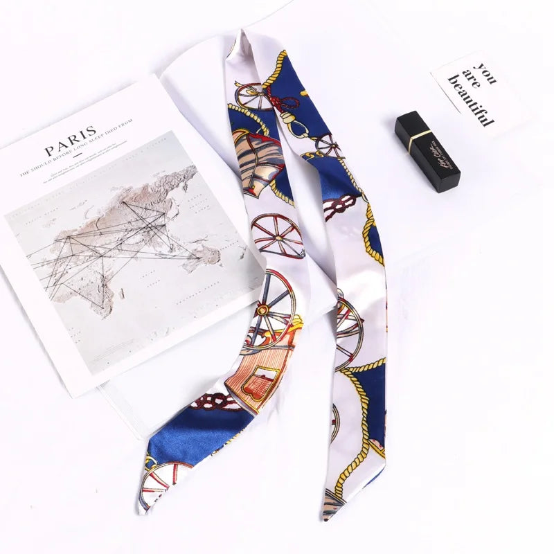 Foulard long et fleuri Flavie