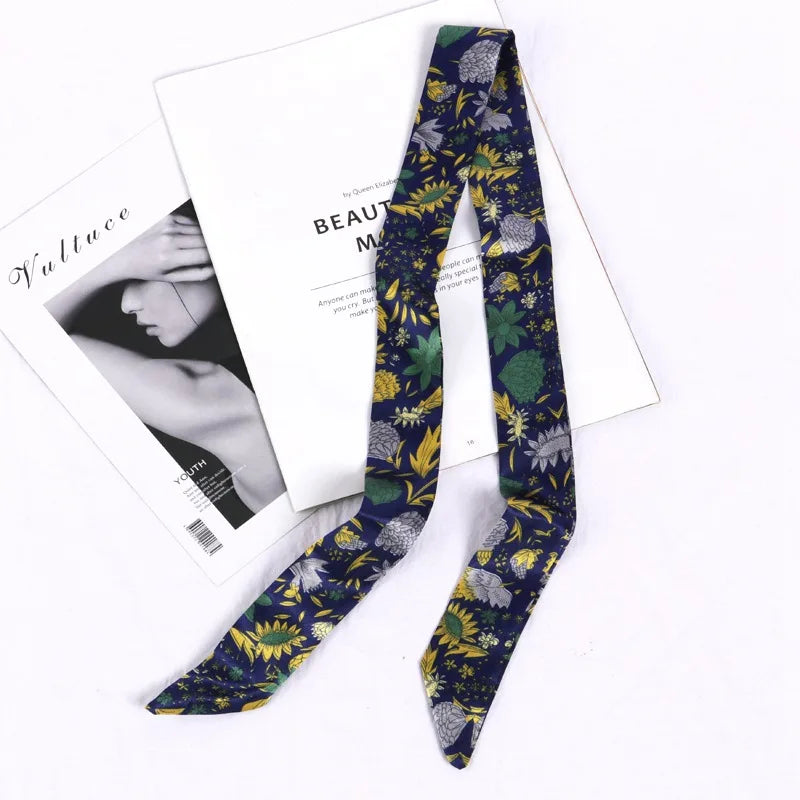 Foulard long et fleuri Flavie