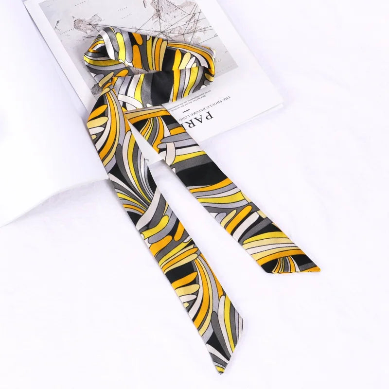 Foulard long et fleuri Flavie