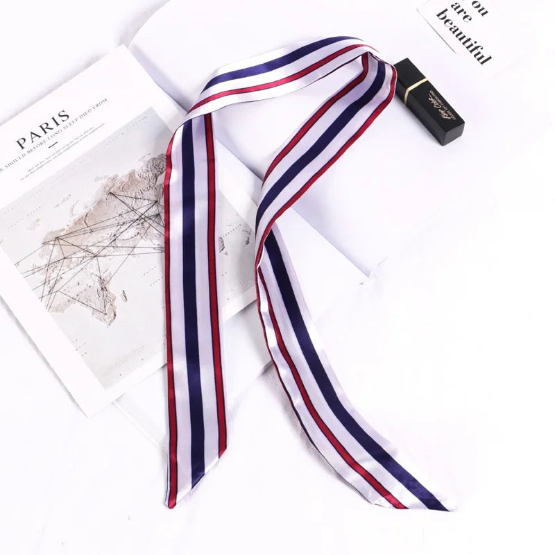 Foulard long et fleuri Flavie