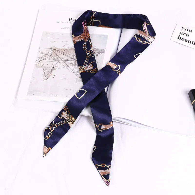 Foulard long et fleuri Flavie