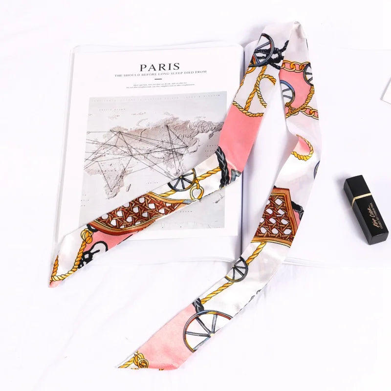 Foulard long et fleuri Flavie