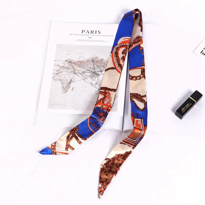 Foulard long et fleuri Flavie
