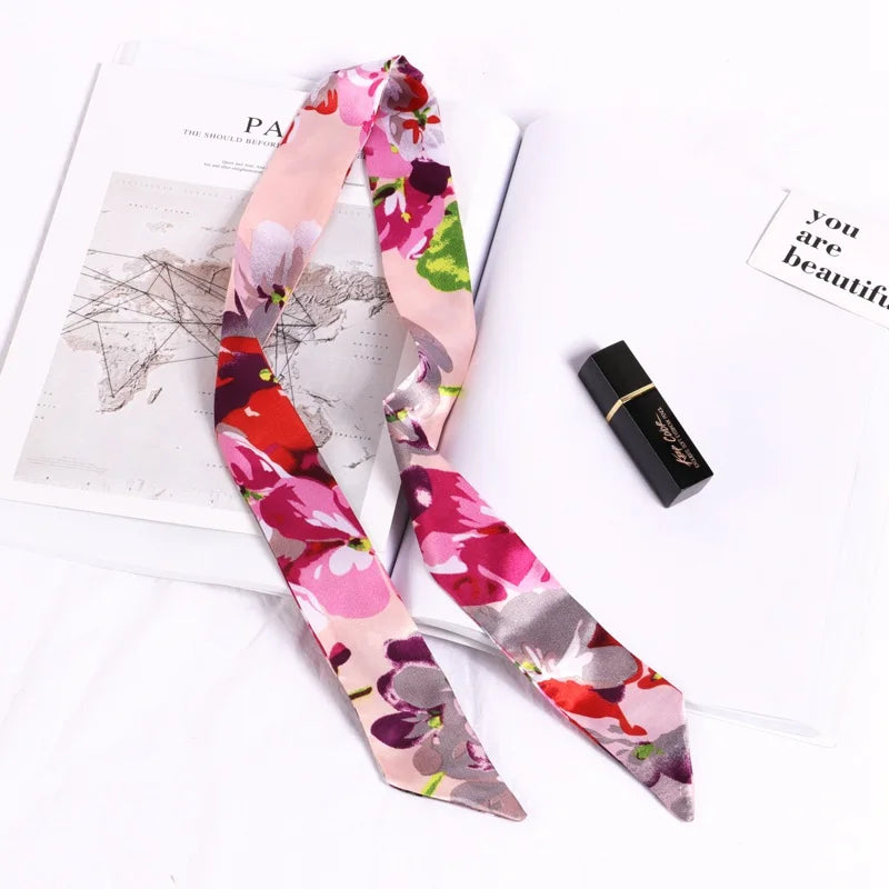 Foulard long et fleuri Flavie