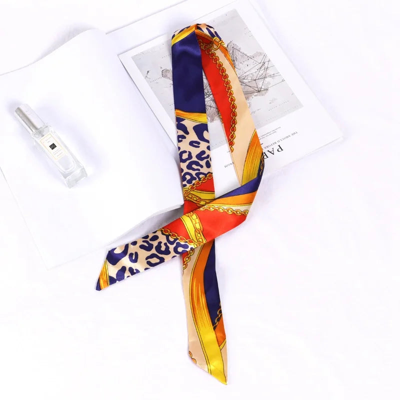 Foulard long et fleuri Flavie