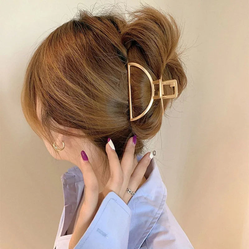 Pince à cheveux style coréen en métal