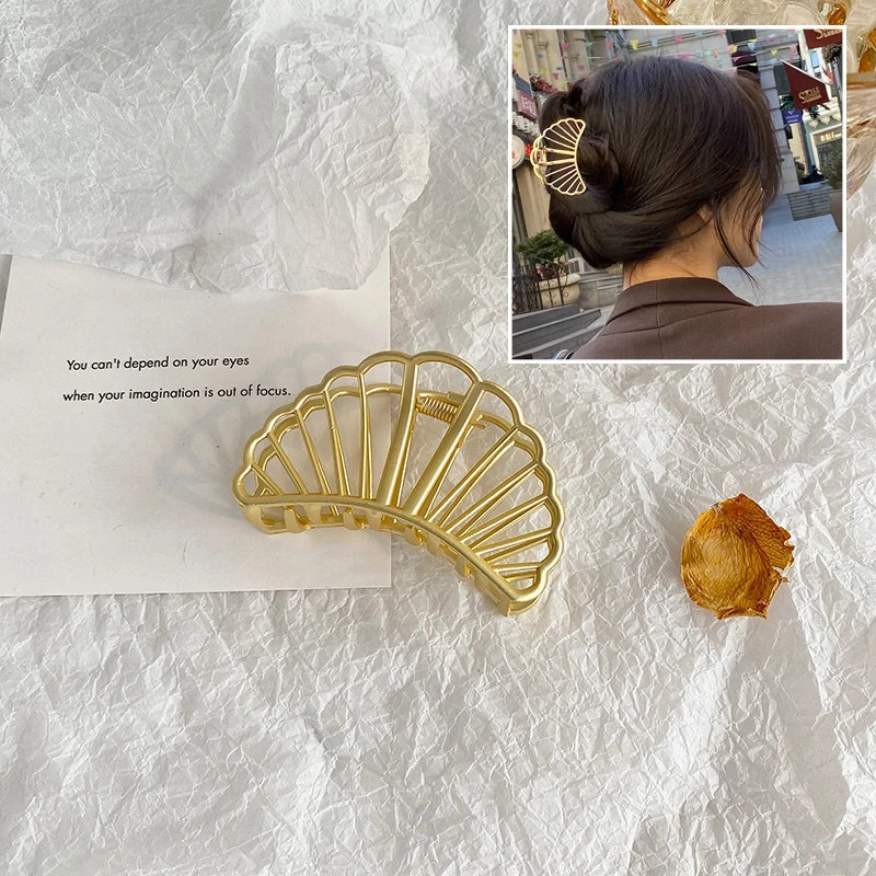 Pince à cheveux style coréen en métal
