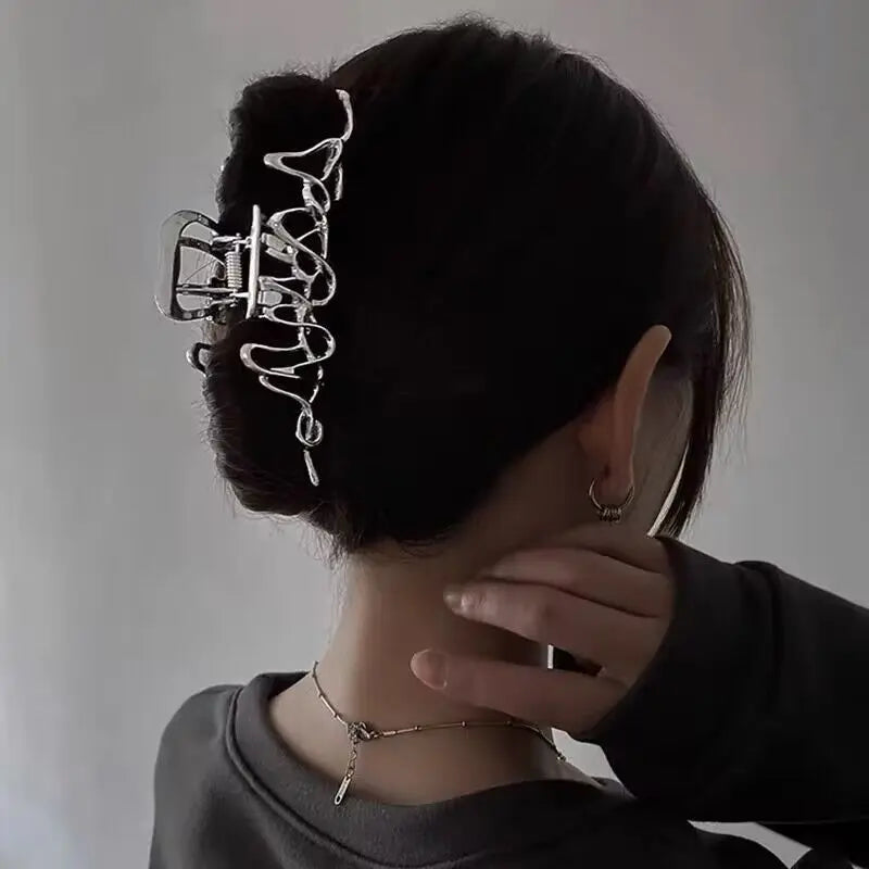 Pince à cheveux style coréen en métal