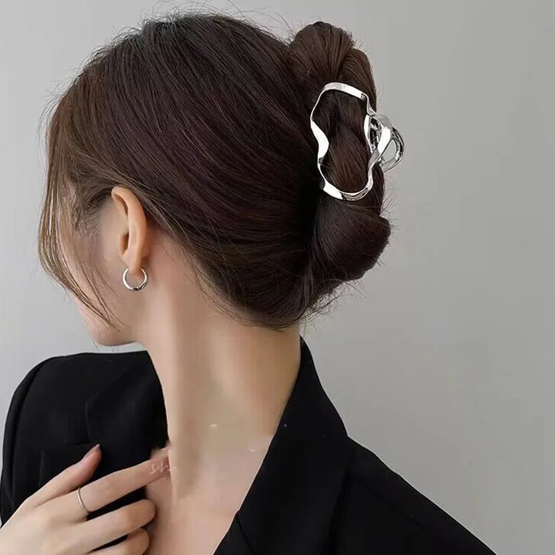 Pince à cheveux style coréen en métal