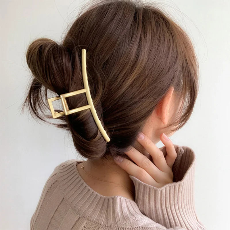 Pince à cheveux style coréen en métal