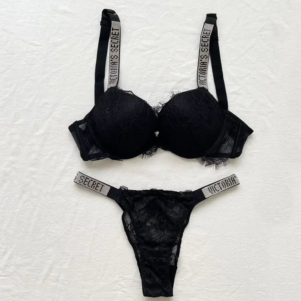 Ensemble Victoria's Secret Camilia