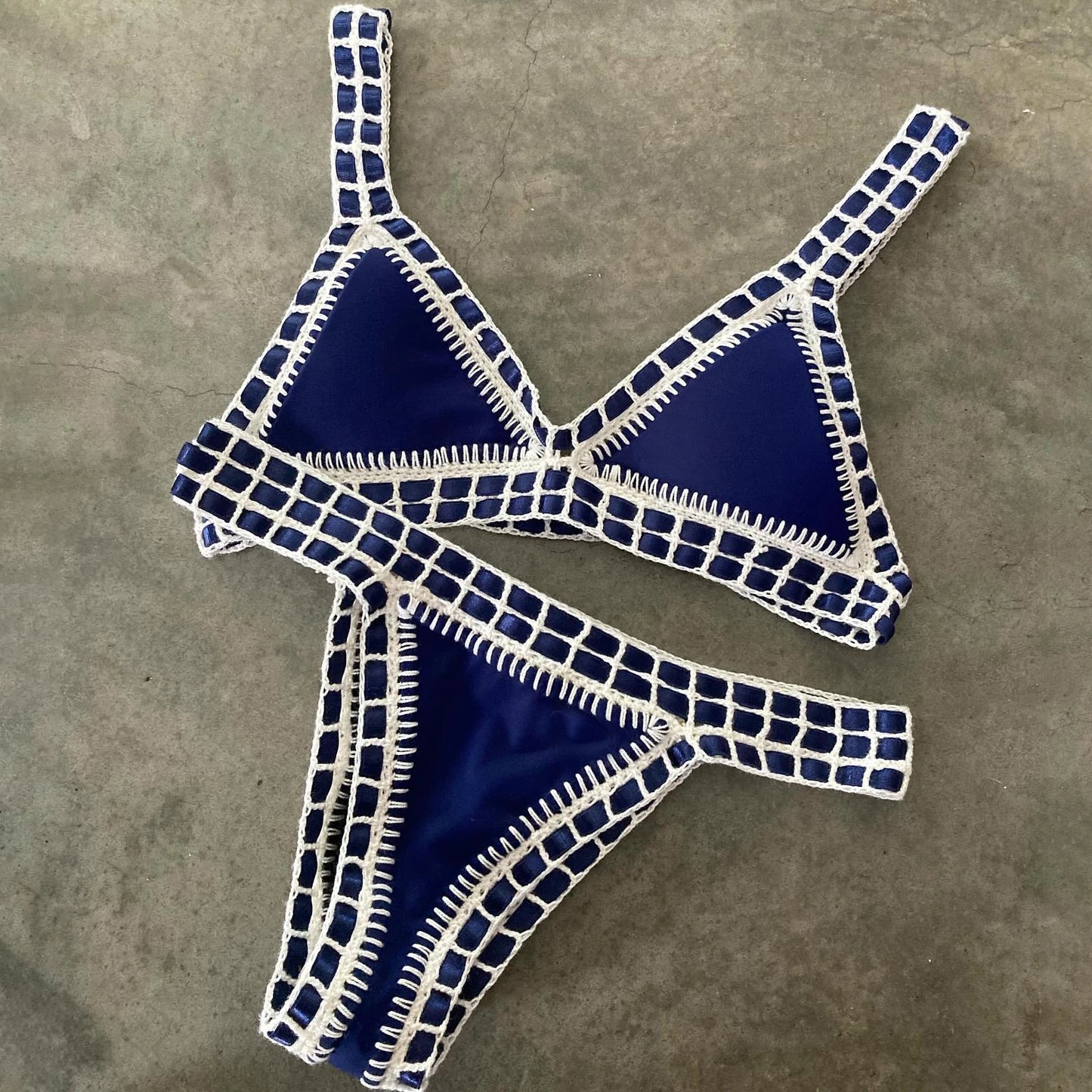 Bikini triangle en crochet Ava