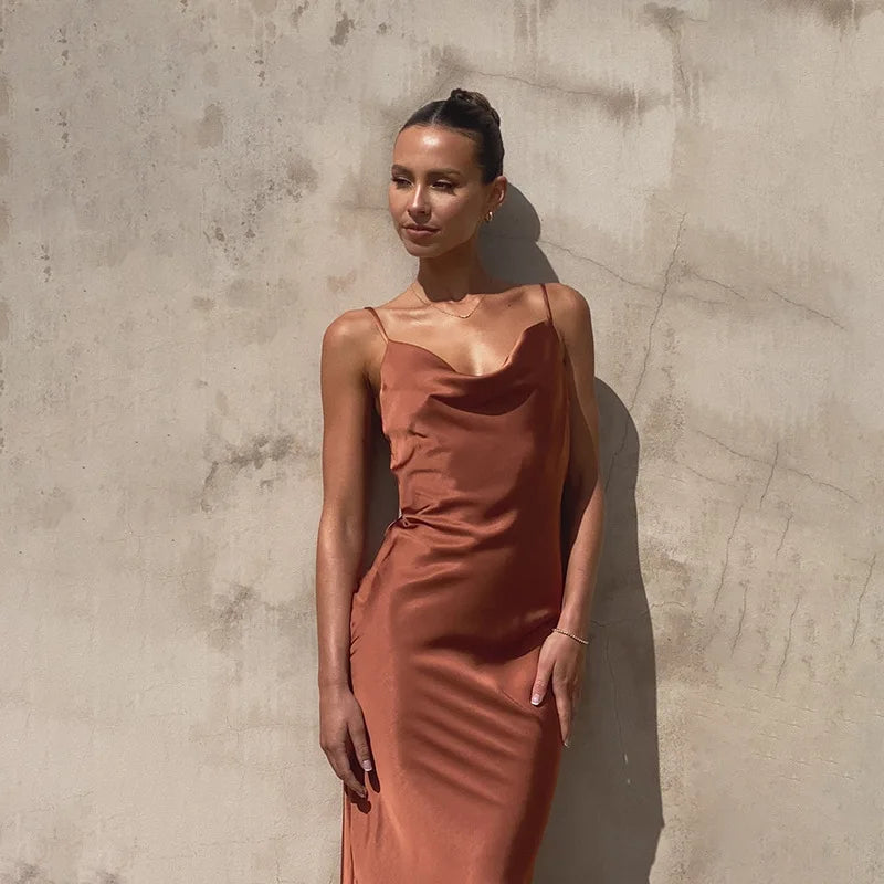 Robe satinée chic Alexandra
