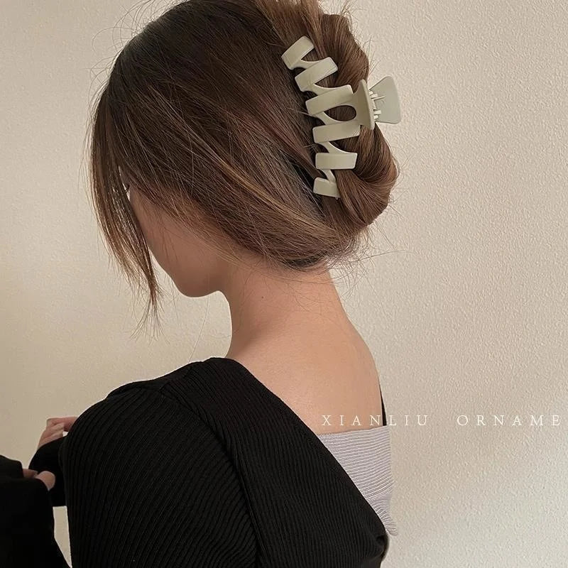 Pince à cheveux style coréen grand format