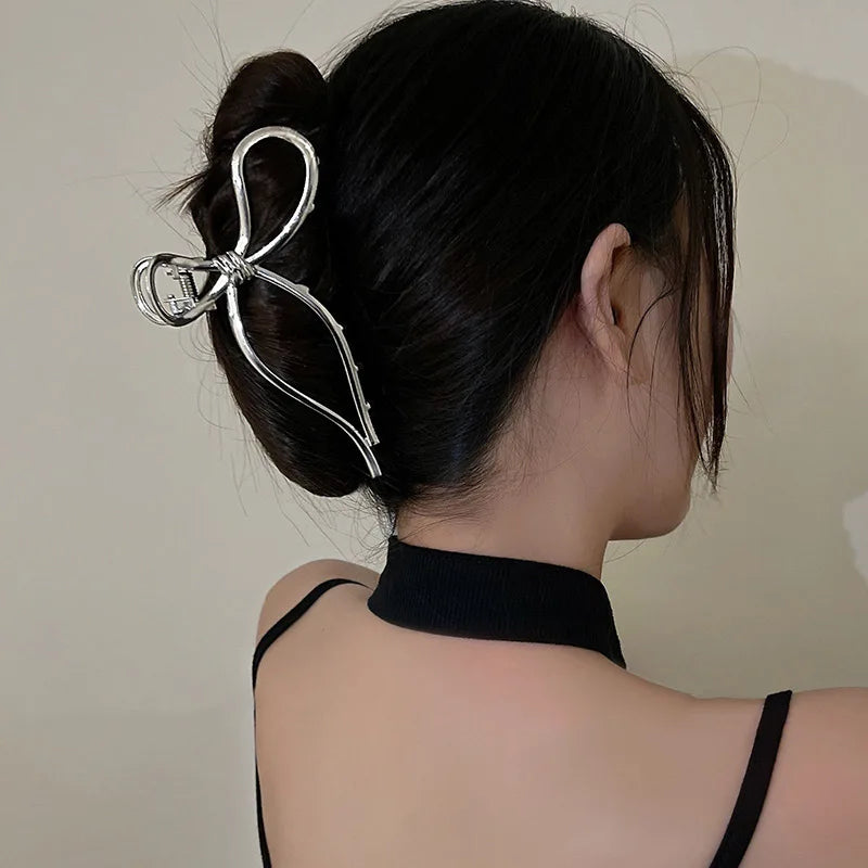 Pince à cheveux style coréen en métal