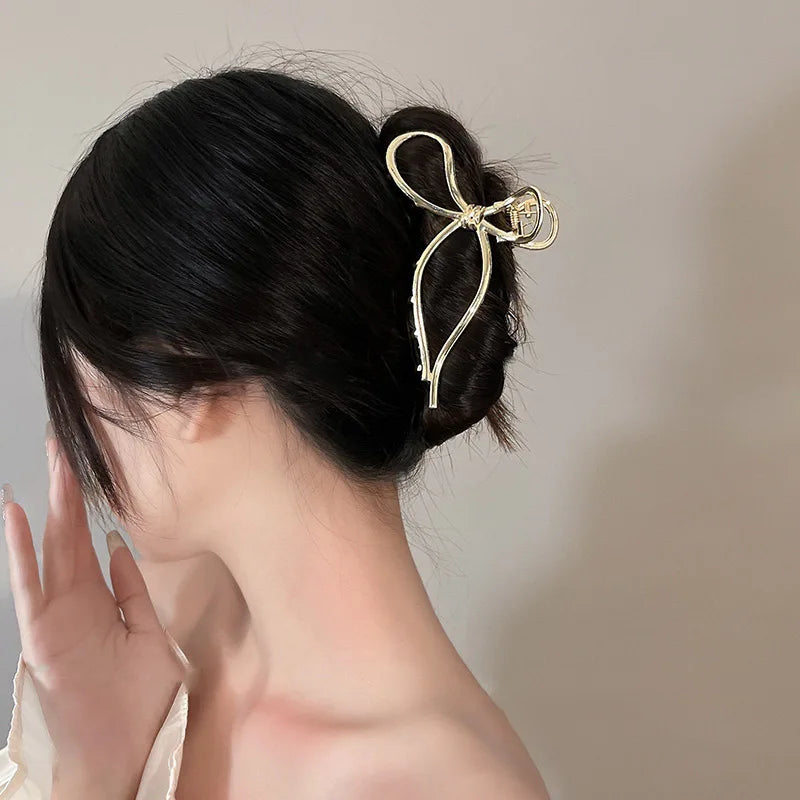 Pince à cheveux style coréen en métal