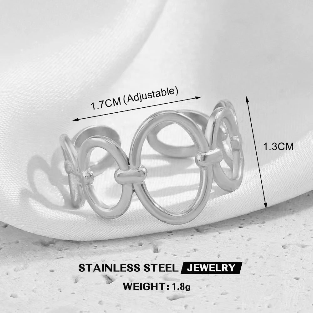 Les bagues Mia dorées en acier inoxydable