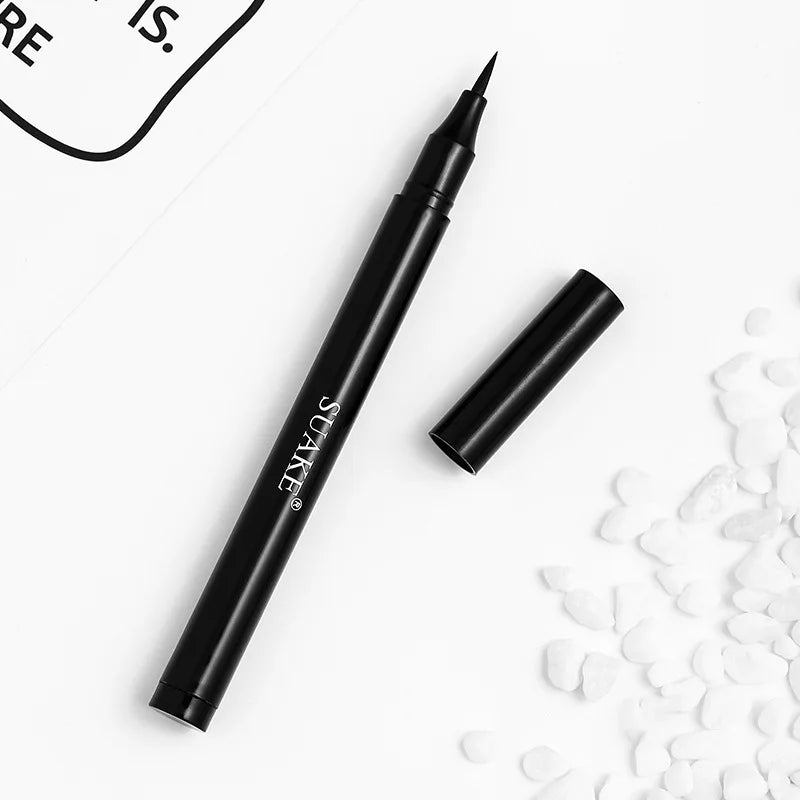 Eyeliner liquide waterproof – Longue tenue