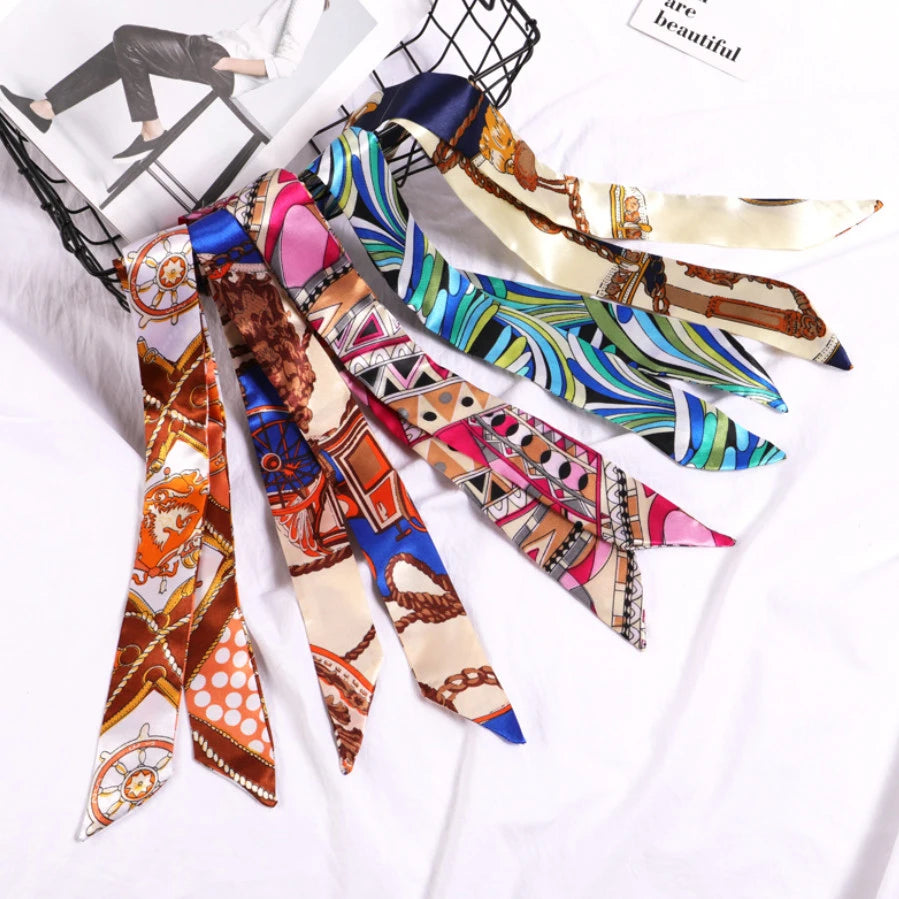 Foulard long et fleuri Flavie