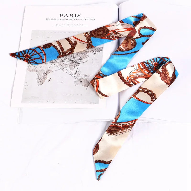 Foulard long et fleuri Flavie
