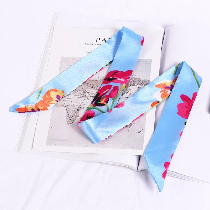 Foulard long et fleuri Flavie
