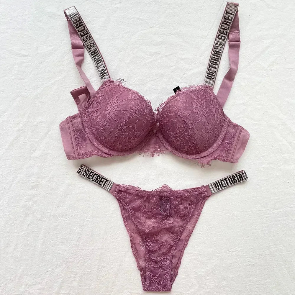 Ensemble Victoria's Secret Camilia